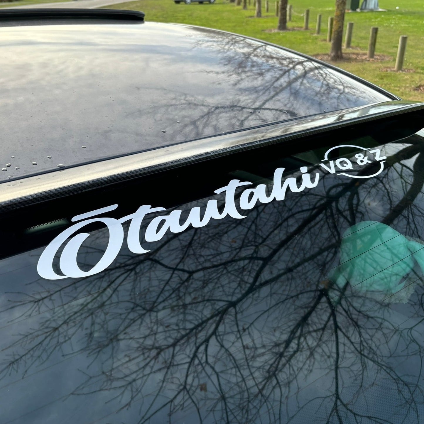 Otautahi VQs and Zs Car Club Windscreen Banner