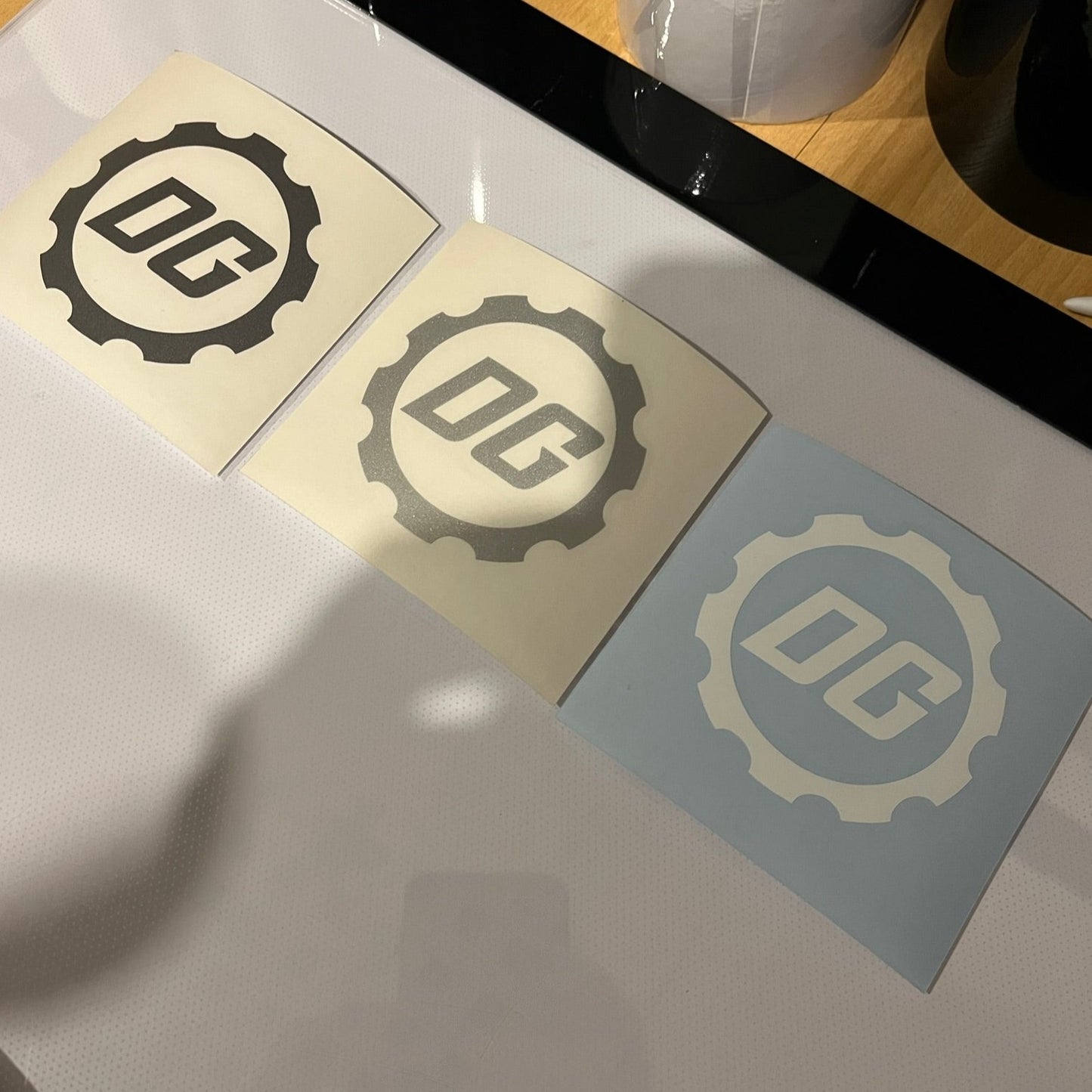 'DG' decal