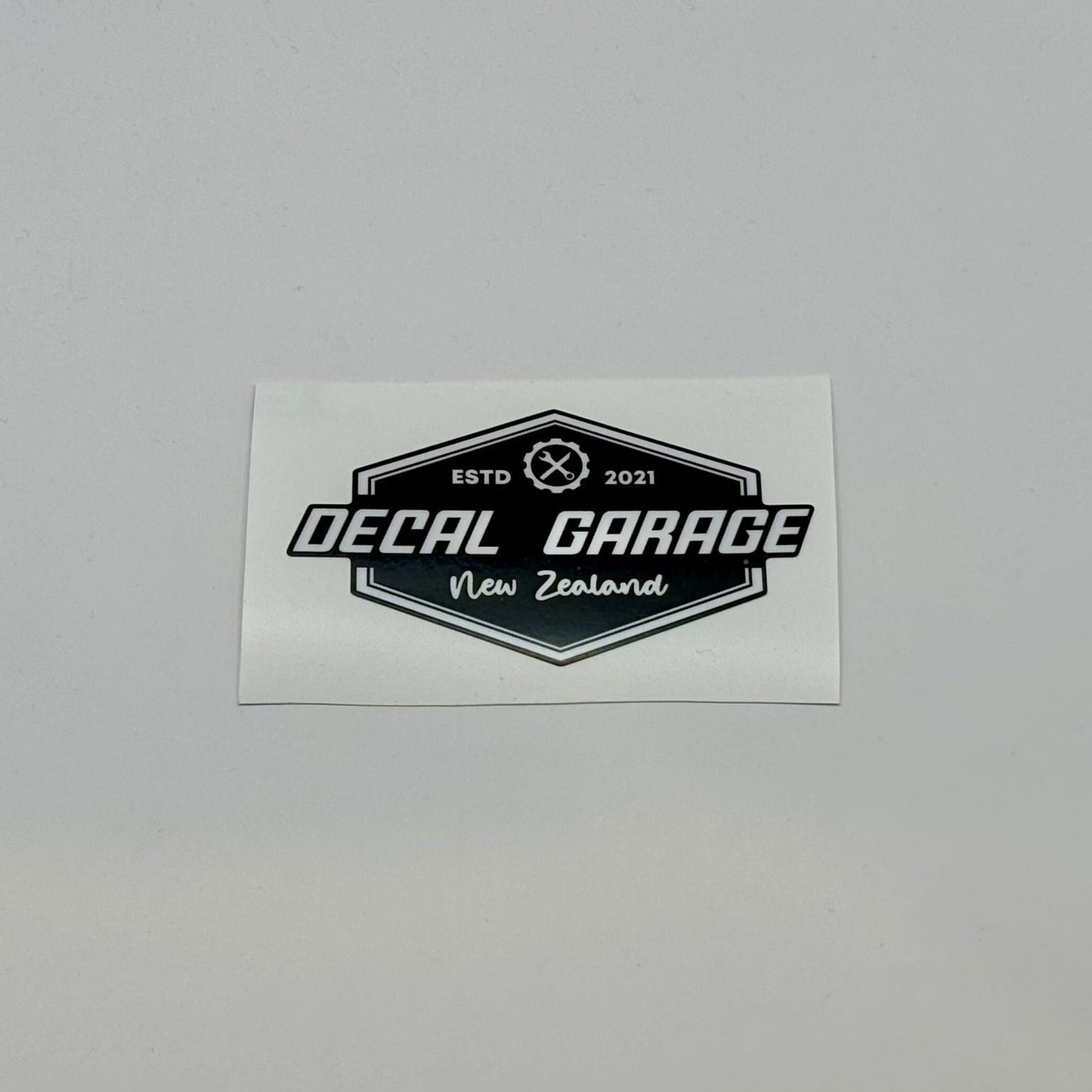 Decal Garage OG logo