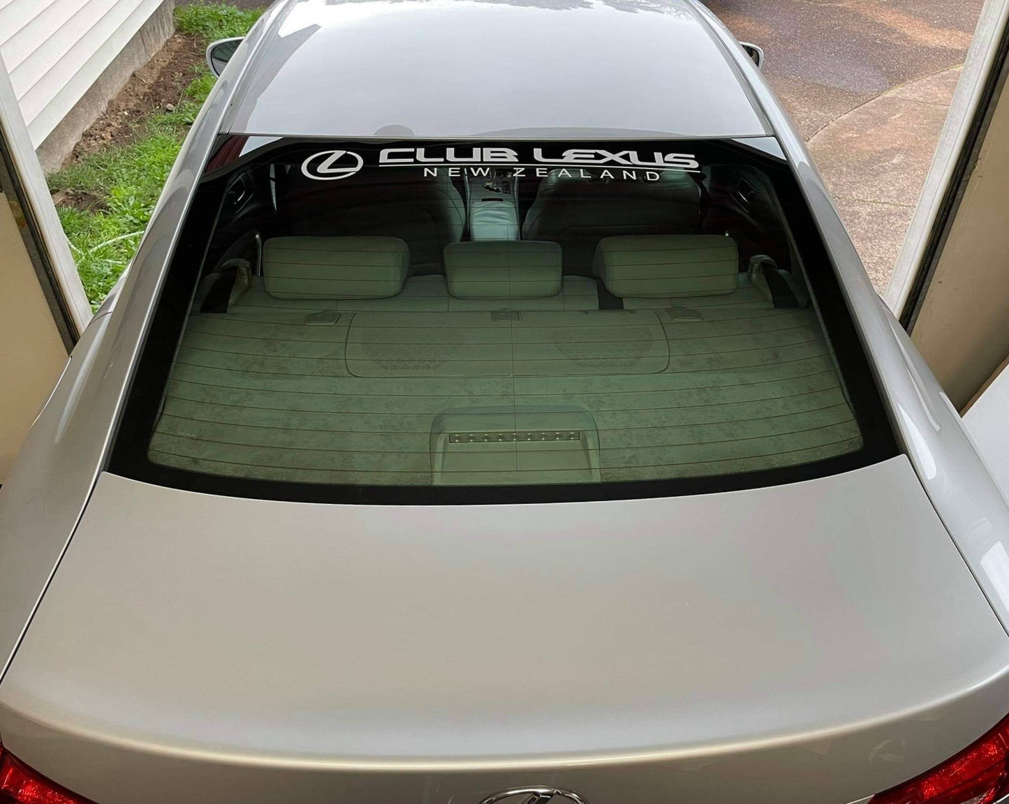 Club Lexus New Zealand windscreen banner