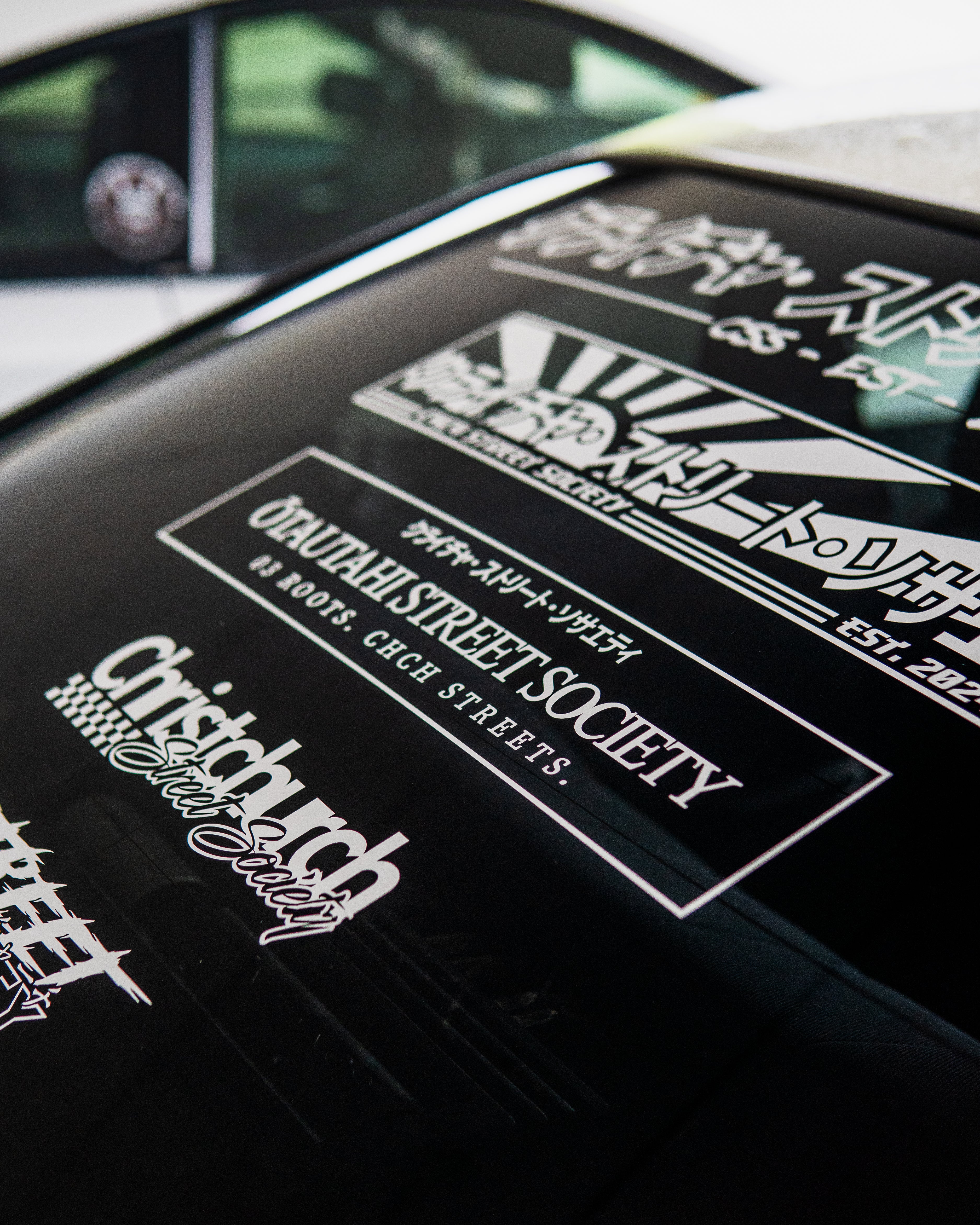 な*る様 everyone back logo window-pane chec CHCH Street Society Die-Cut Window Spine – Decal Garage NZ